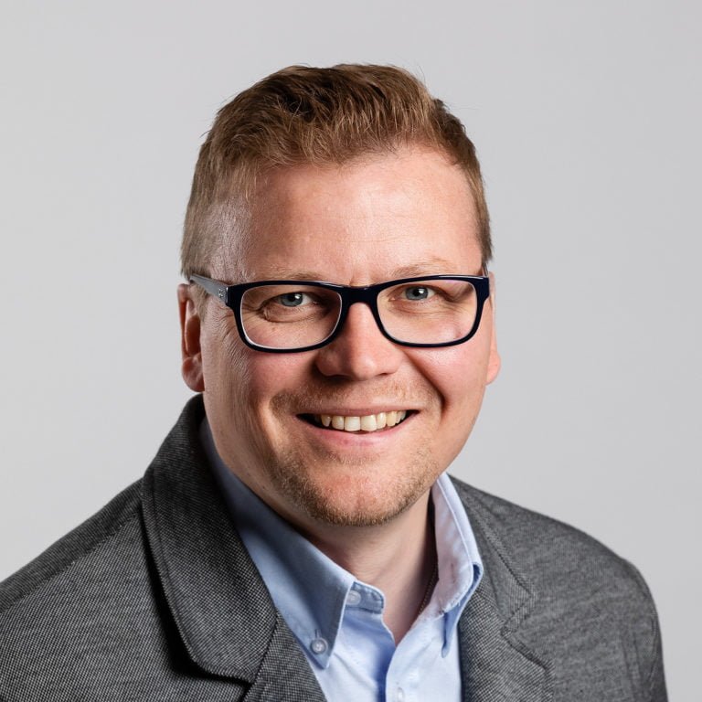 Menestystarina – Janne Pohjanen, Pohjaset